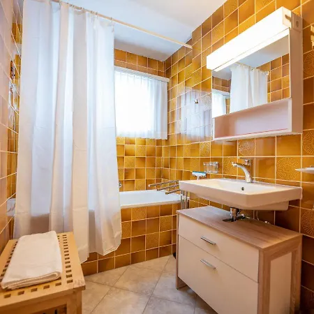 Chesa Clues 6 By Interhome