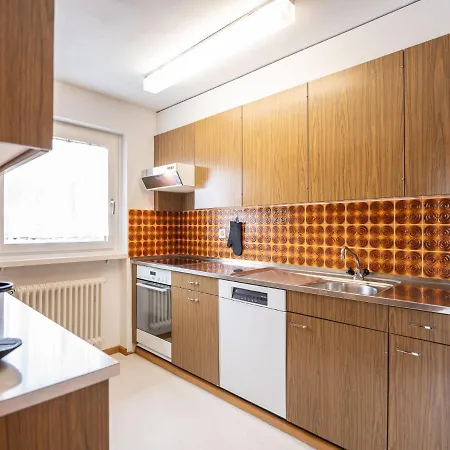 Appartamento Chesa Clues 6 By Interhome *