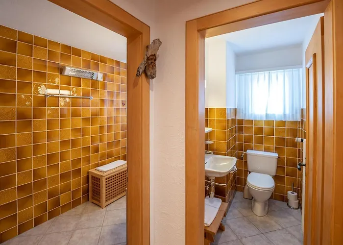 Chesa Clues 6 By Interhome *